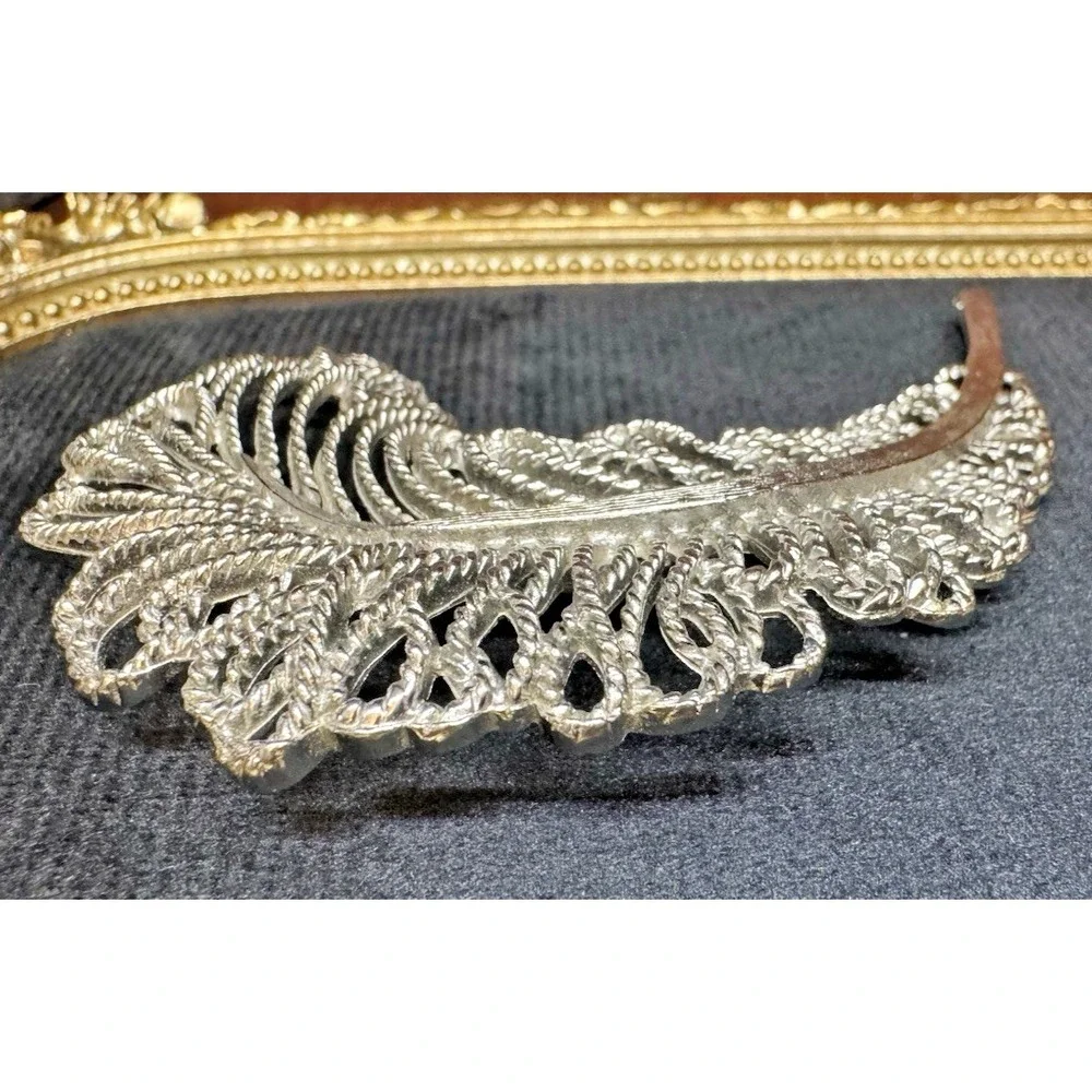 Vintage Silver Tone Brooch Curved Feather Leaf Filigree Pin